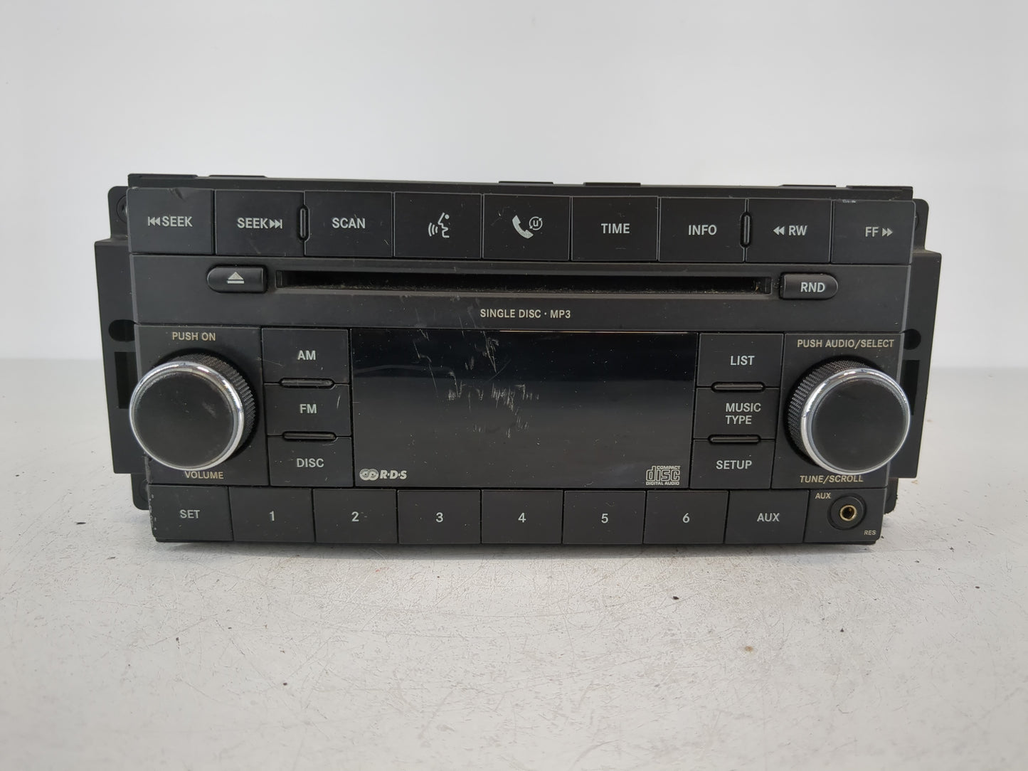 2008 Chrysler Town & Country Radio AM FM Cd Player Receiver Replacement P/N:P05064411AF Fits OEM Used Auto Parts - Oemusedau