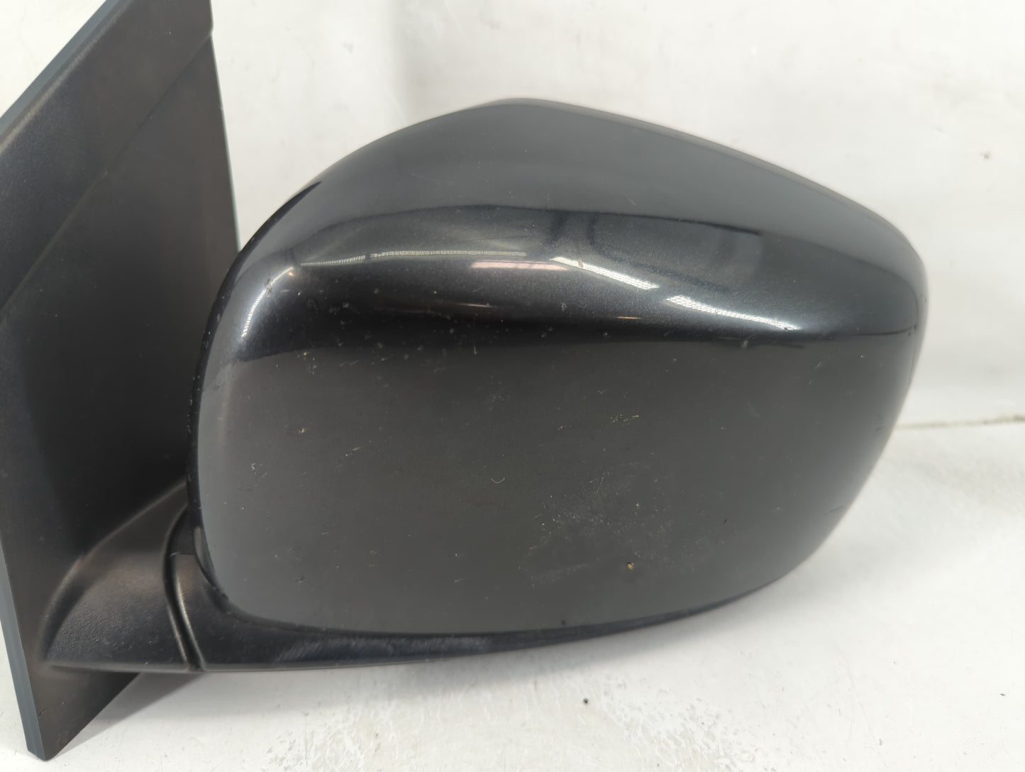 2008-2010 Chrysler Town & Country Driver Side View Mirror - Left Door Mirror OEM Used - Oemusedautoparts1.com