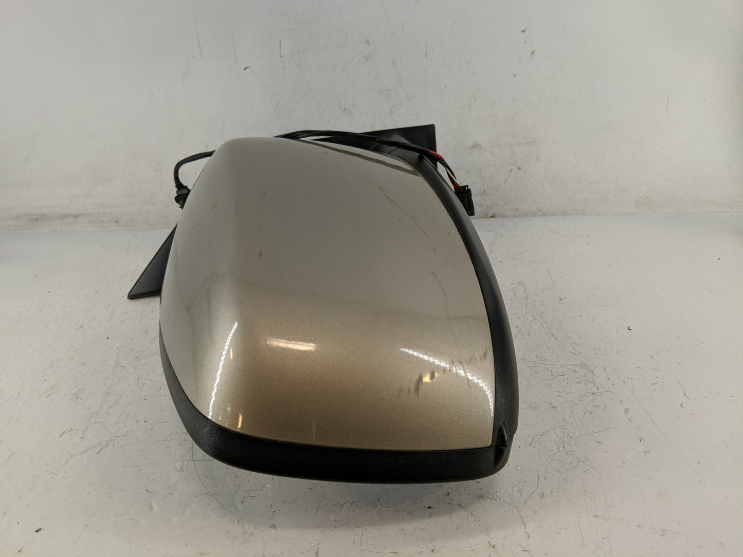 2008-2010 Chrysler Town & Country Passenger Side View Mirror - Right Door Mirror OEM Used - Oemusedautoparts1.com