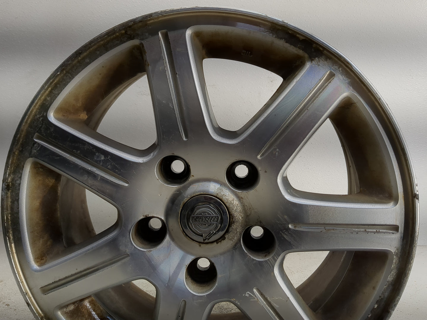 2008-2013 Chrysler Town & Country Oem Wheel Rim - Oemusedautoparts1.com