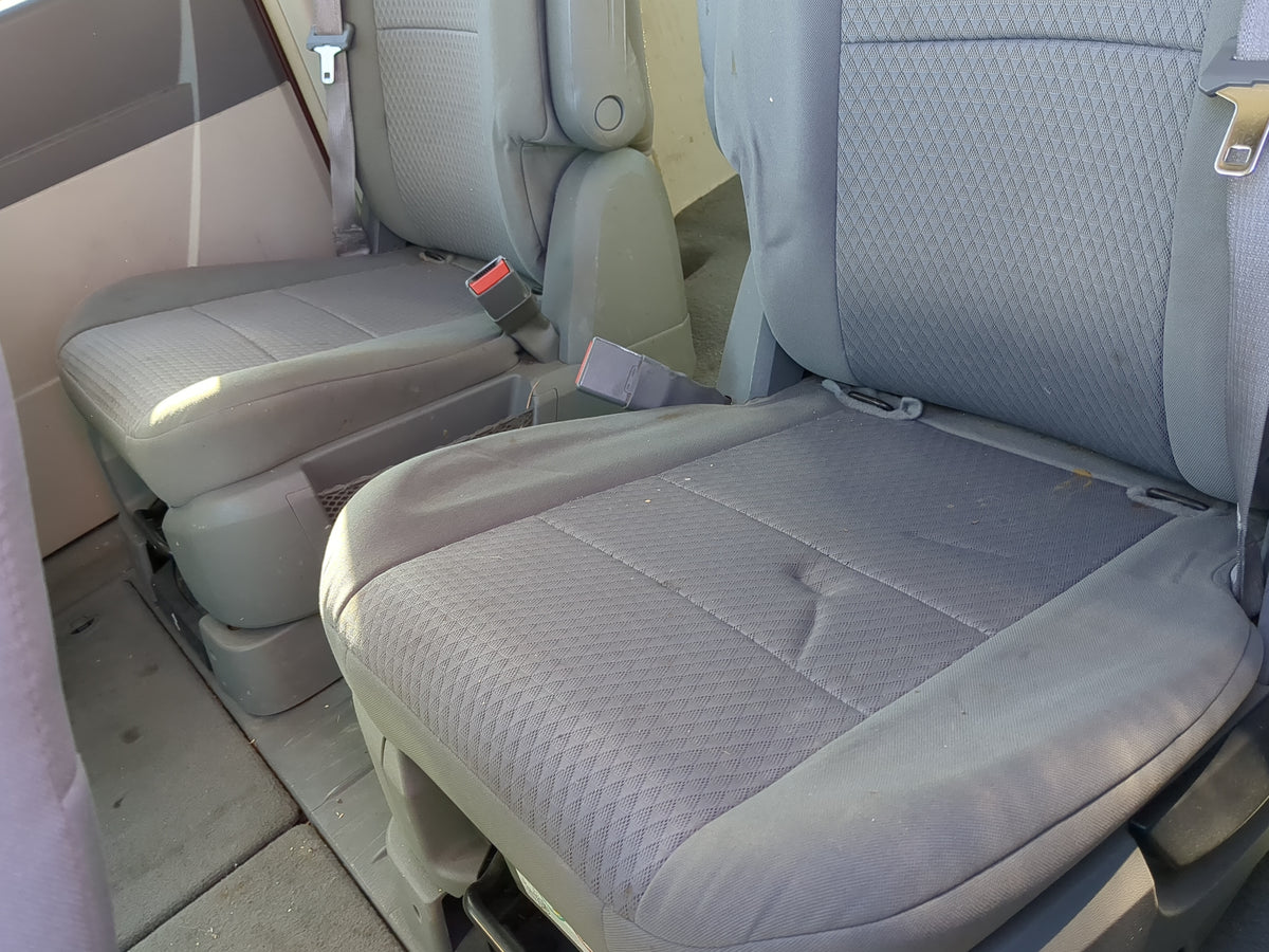 2008 Chrysler Town & Country Rear Seat Oem 1242753 - Oemusedautoparts1.com