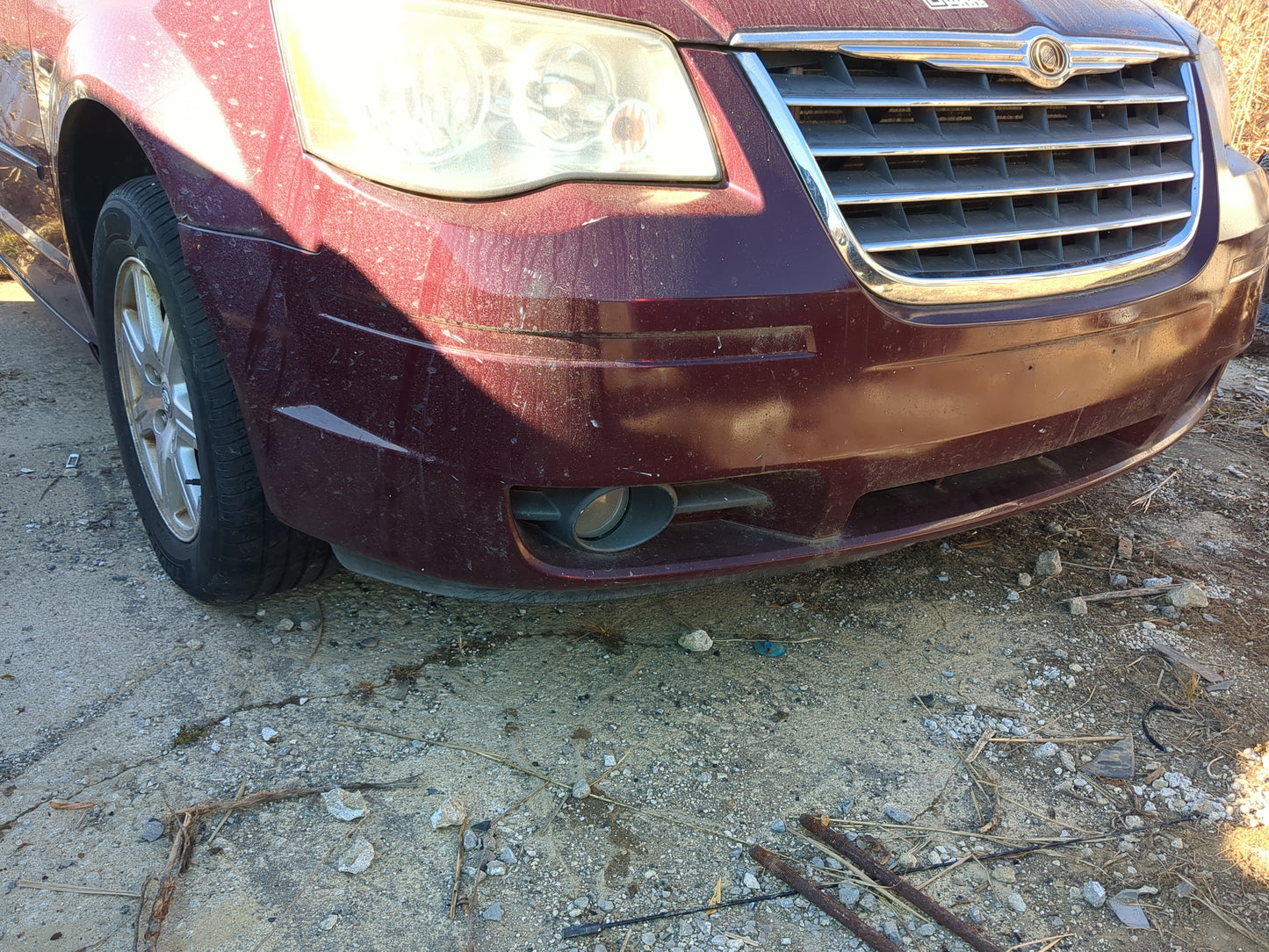 2008-2010 Chrysler Town & Country Front Bumper - Oem - Oemusedautoparts1.com