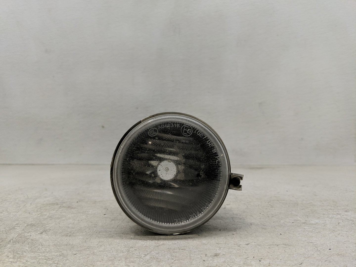 2005-2009 Chrysler Town & Country Passenger Right Oem Fog Light Lamp - Oemusedautoparts1.com