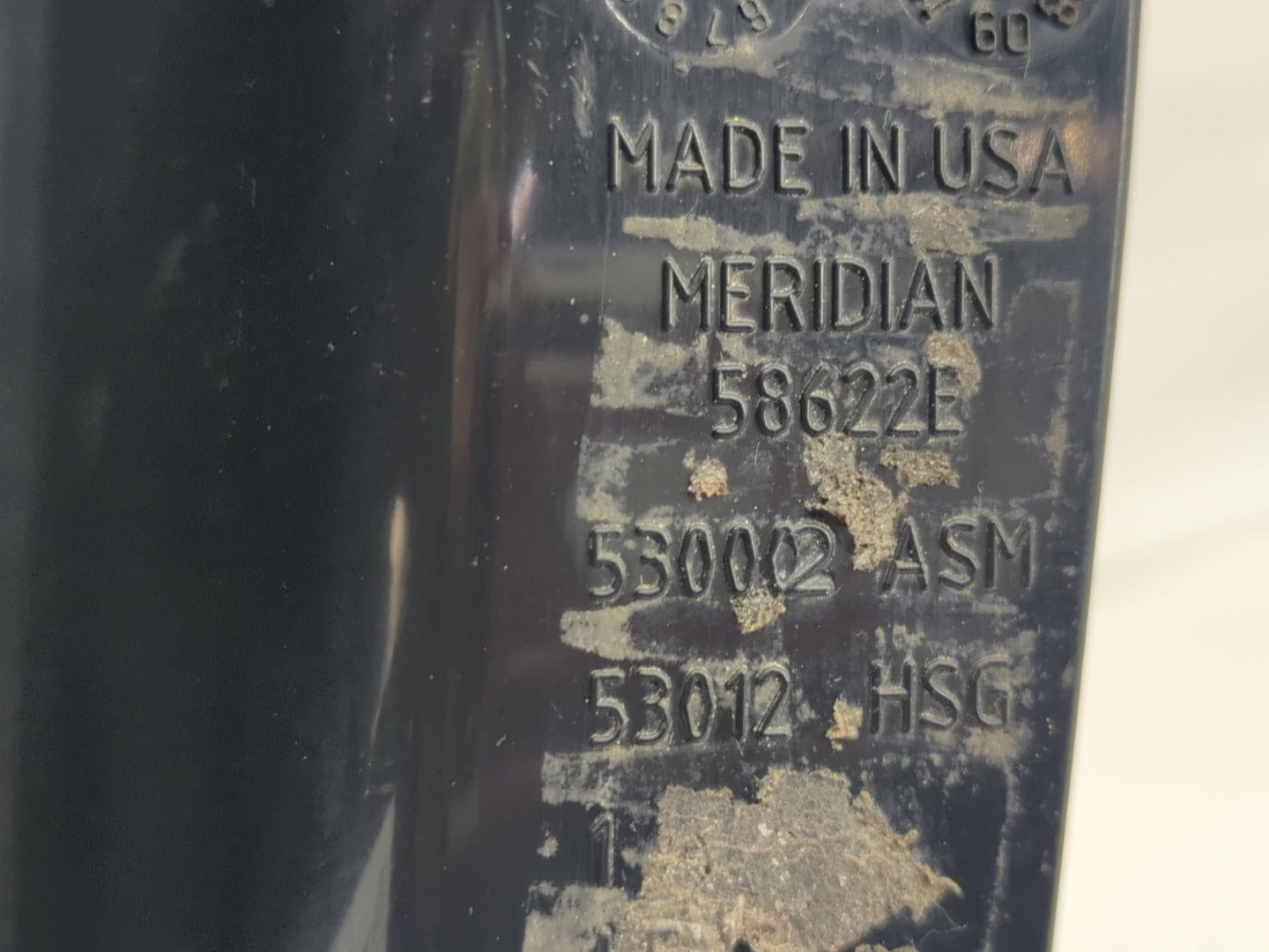 2008-2010 Chrysler Town & Country Tail Light Assembly Passenger Right OEM P/N:58622E Fits Fits 2008 2009 2010 OEM Used Auto 