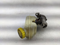 2008-2011 Chrysler Town & Country Brake Master Cylinder 1376686 - Oemusedautoparts1.com