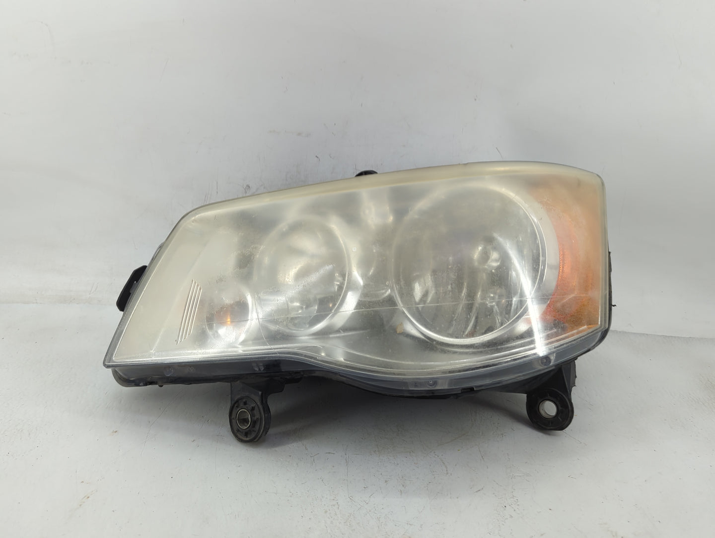 2008 Chrysler Town & Country Driver Left Oem Head Light Headlight Lamp - Oemusedautoparts1.com