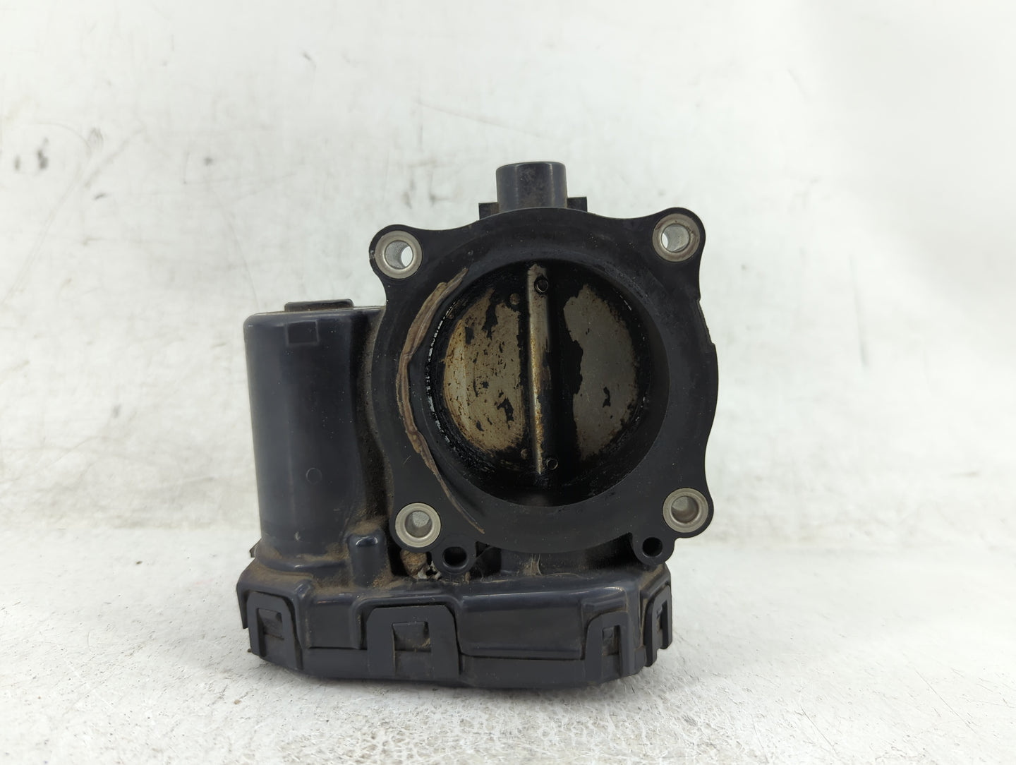2008-2010 Chrysler Town & Country Throttle Body P/N:04593858AA Fits Fits 2008 2009 2010 2011 OEM Used Auto Parts - Oemusedau