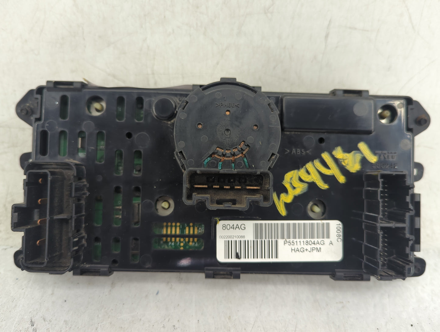 2008-2010 Chrysler Town & Country Climate Control Module Temperature AC/Heater Replacement P/N:P55111804AG Fits OEM Used Aut