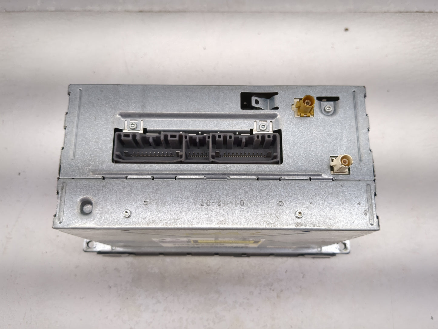 2008 Chrysler Town & Country Radio AM FM Cd Player Receiver Replacement P/N:05064759AD Fits Fits 2009 2010 OEM Used Auto Par