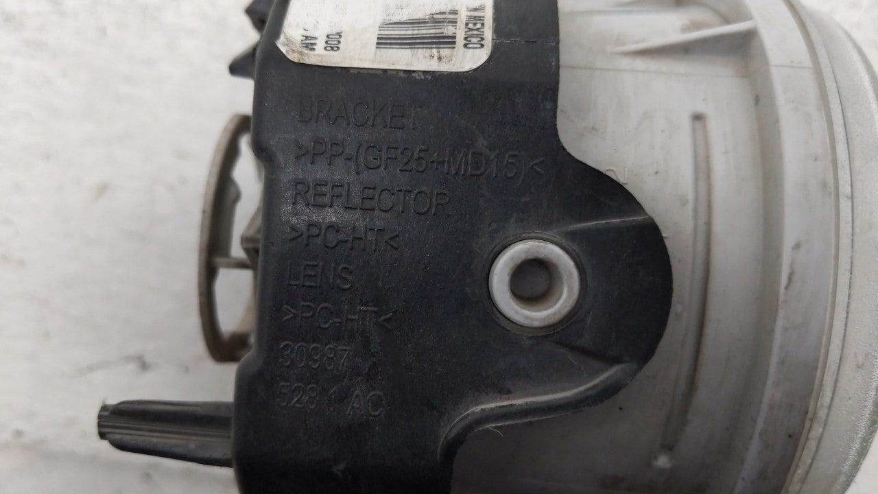 2005-2009 Chrysler Town & Country Passenger Right Oem Front Light Lamp - Oemusedautoparts1.com