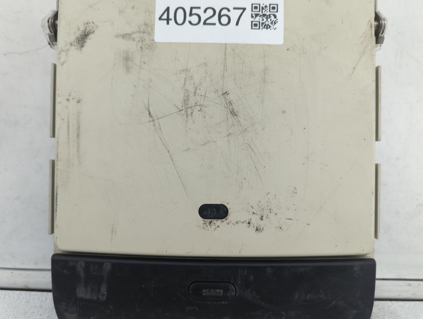 2008-2008 Chrysler Town & Country Information Display Screen - Oemusedautoparts1.com