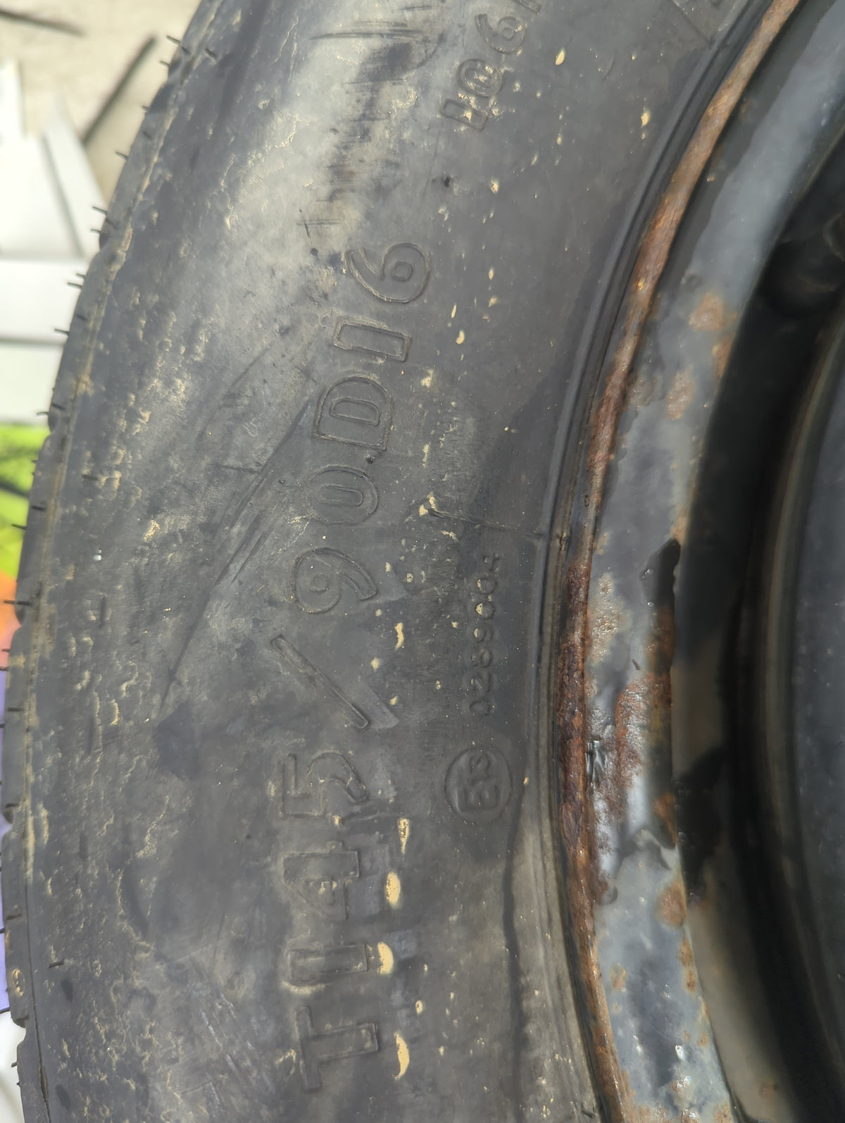 2008-2015 Chrysler Town & Country Spare Donut Tire Wheel Rim Oem - Oemusedautoparts1.com