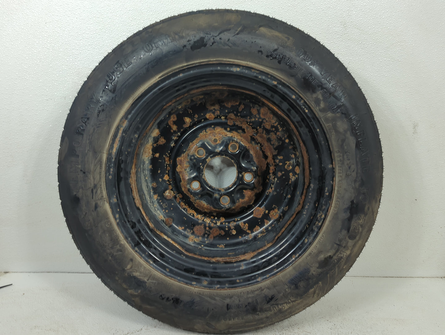 2008-2015 Chrysler Town & Country Spare Donut Tire Wheel Rim Oem 5036807 - Oemusedautoparts1.com