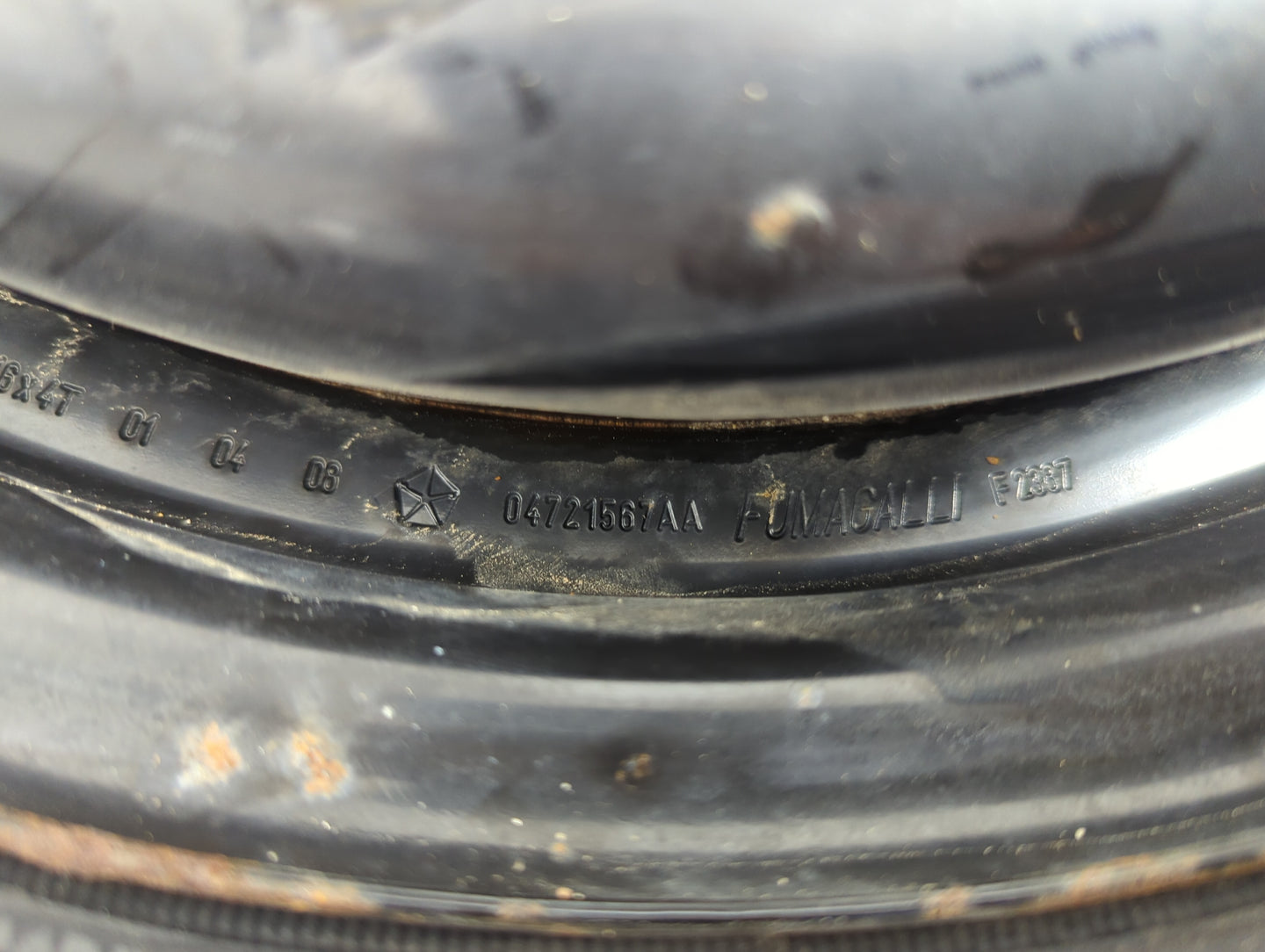 2008-2015 Chrysler Town & Country Spare Donut Tire Wheel Rim Oem 5036807 - Oemusedautoparts1.com