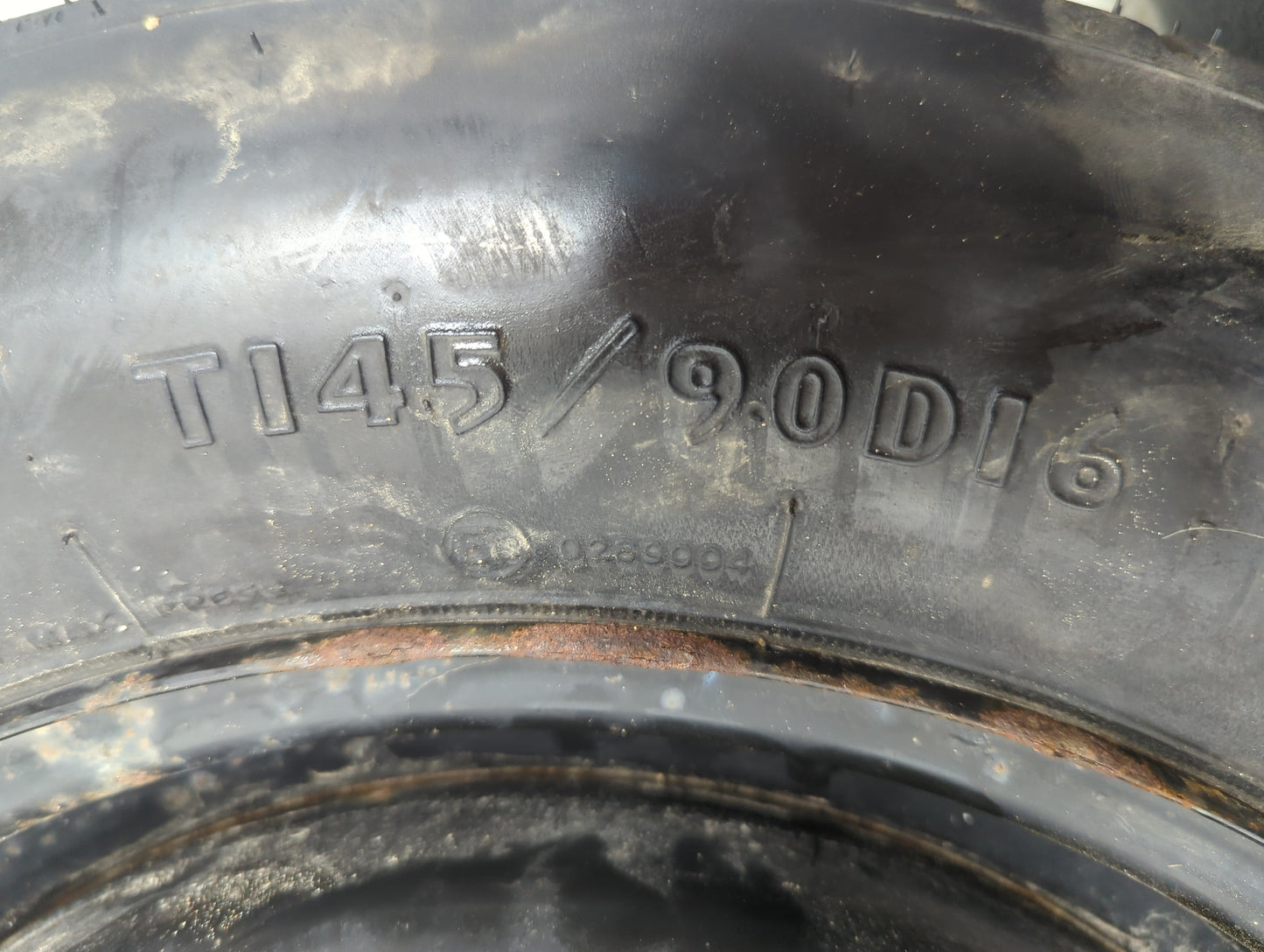 2008-2015 Chrysler Town & Country Spare Donut Tire Wheel Rim Oem 5036807 - Oemusedautoparts1.com