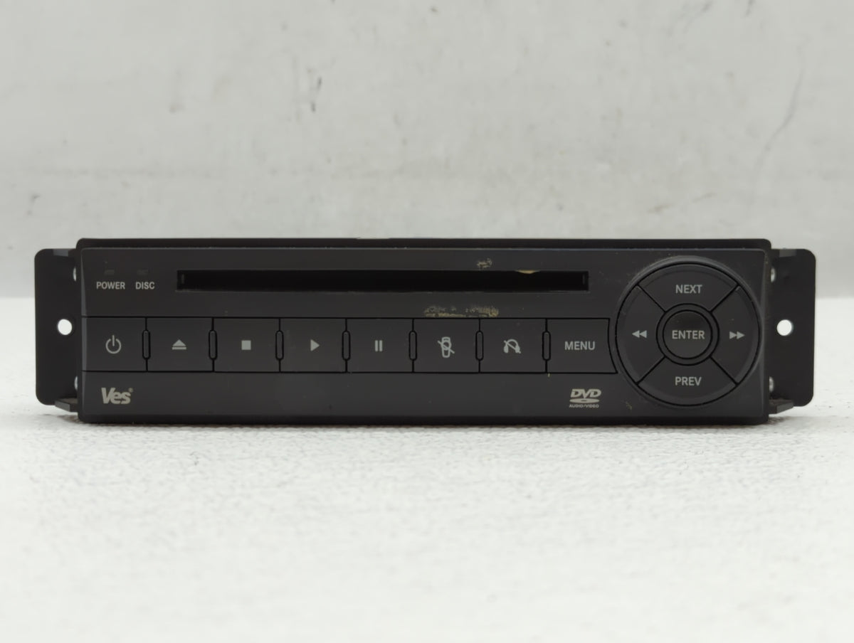 2008-2008 Chrysler Town & Country Am Fm Cd Player Radio Receiver 515395 - Oemusedautoparts1.com