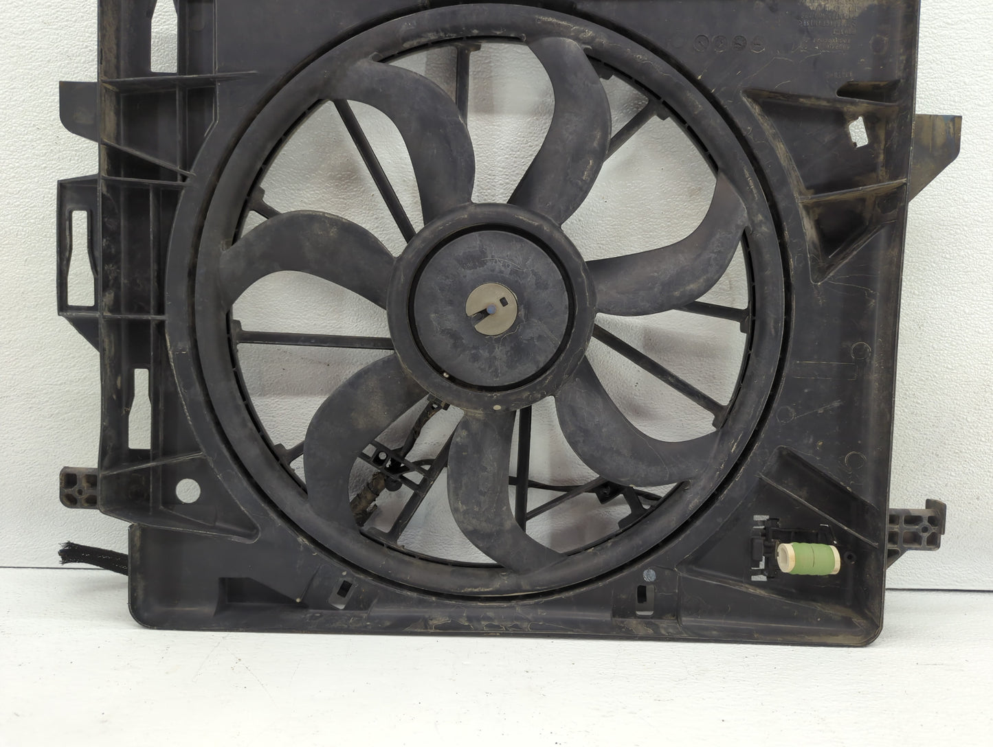 2008-2016 Chrysler Town & Country Left Radiator Fan Motor Assembly - Oemusedautoparts1.com