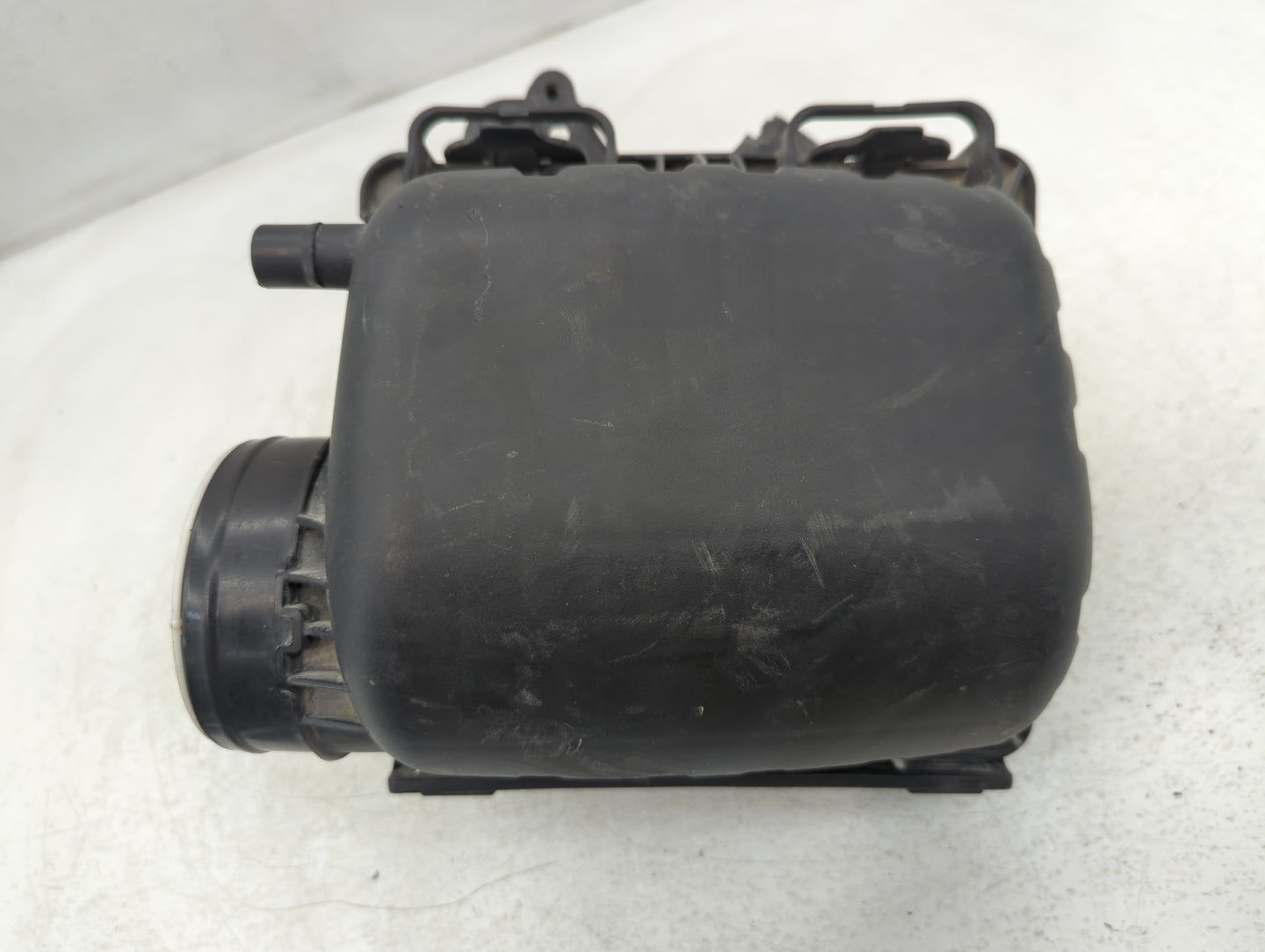 2008-2010 Chrysler Town & Country Air Cleaner Intake-duct Hose Tube 677869 - Oemusedautoparts1.com