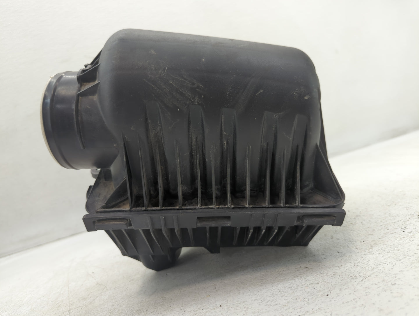 2008-2010 Chrysler Town & Country Air Cleaner Intake-duct Hose Tube 677869 - Oemusedautoparts1.com
