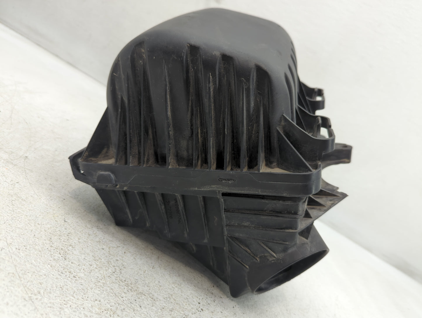 2008-2010 Chrysler Town & Country Air Cleaner Intake-duct Hose Tube 677869 - Oemusedautoparts1.com