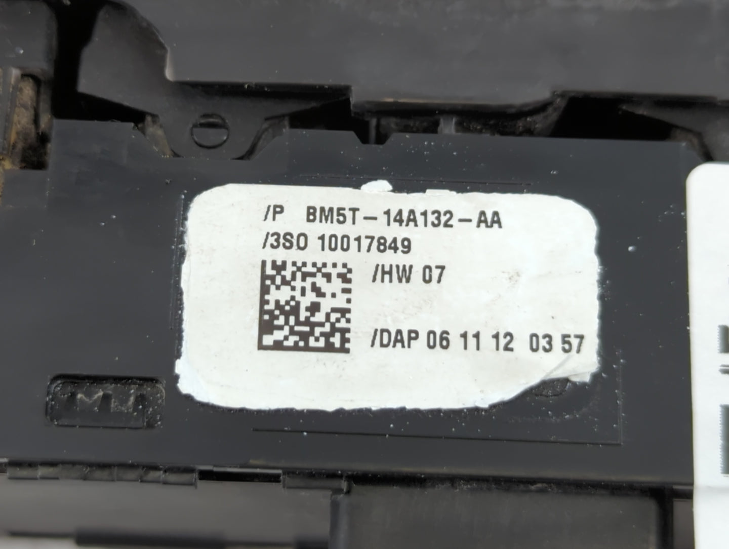 2008-2011 Chrysler Town & Country Master Power Window Switch Replacement Driver Side Left P/N:BM5T-14A132-AA Fits OEM Used A