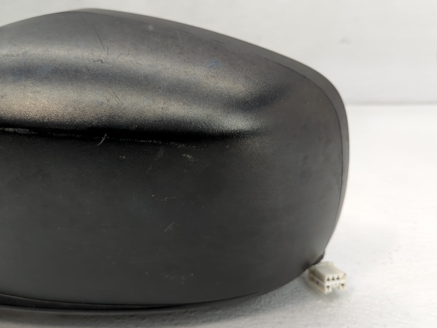 2008 Chrysler Town & Country Driver Left Side View Manual Door Mirror - Oemusedautoparts1.com