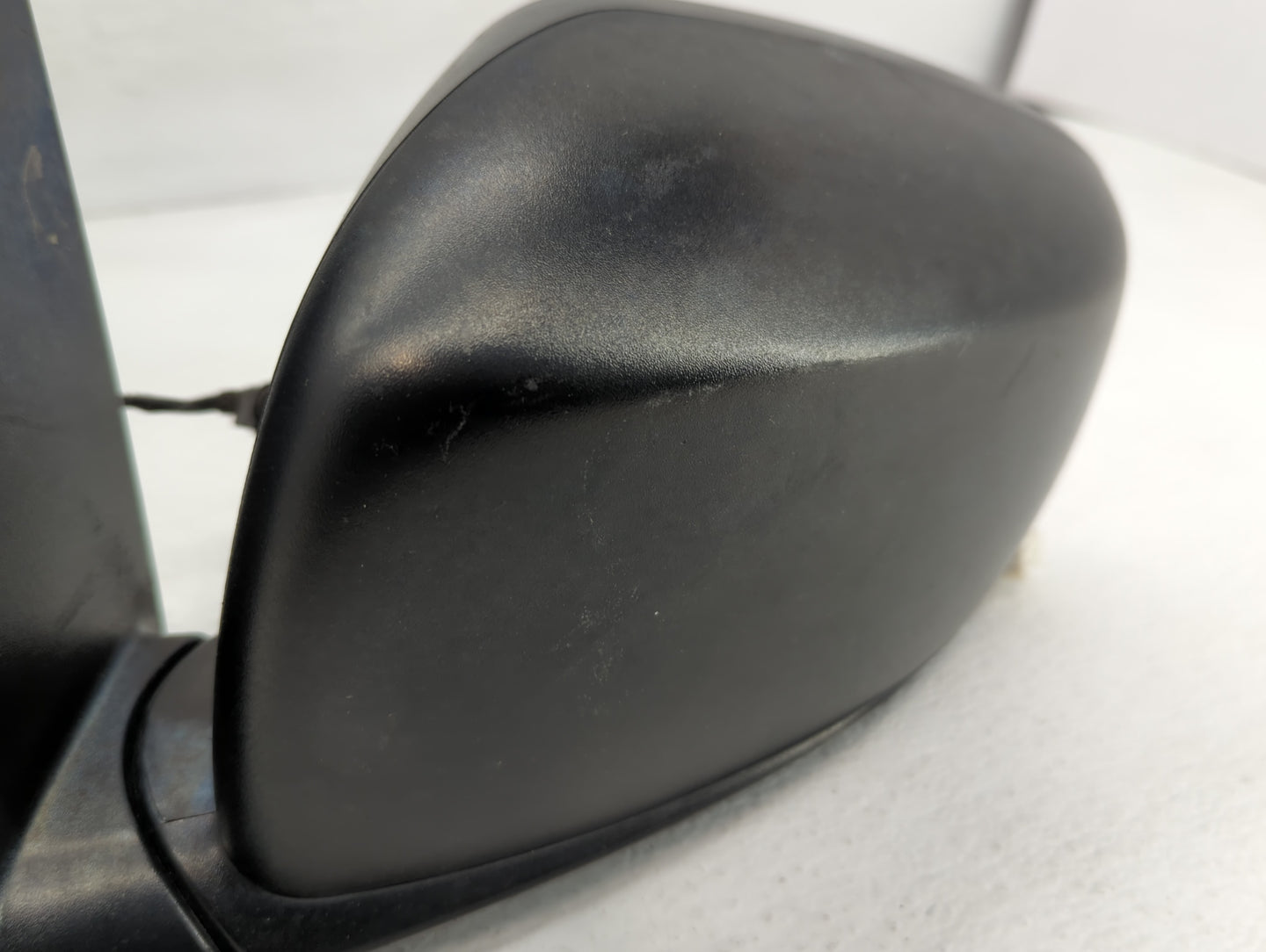 2008 Chrysler Town & Country Driver Left Side View Manual Door Mirror - Oemusedautoparts1.com