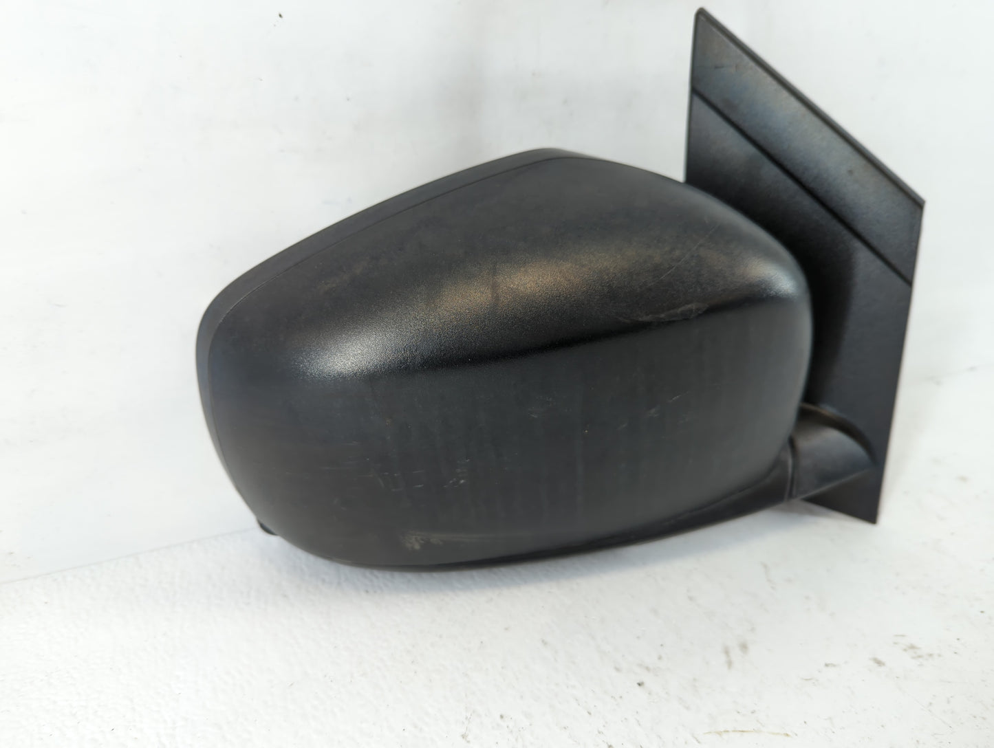 2008 Chrysler Town & Country Passenger Right Side View Manual Door Mirror - Oemusedautoparts1.com
