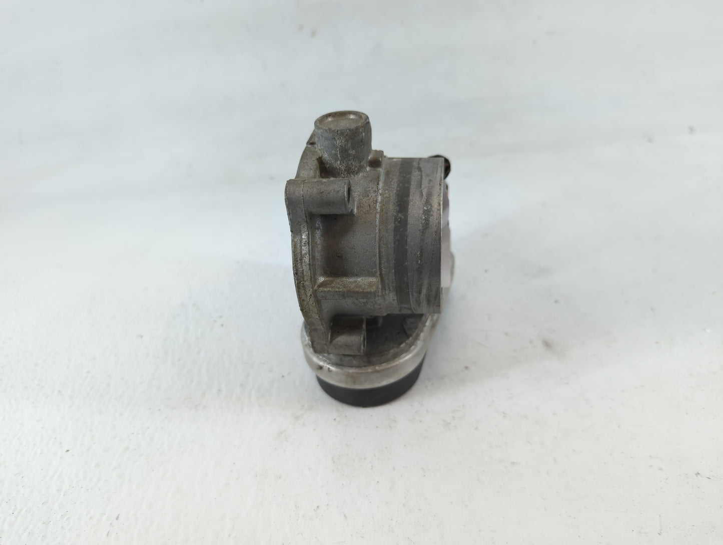 2008-2010 Chrysler Town & Country Throttle Body Fits Fits 2006 2007 2008 2009 2010 2011 OEM Used Auto Parts - Oemusedautopar