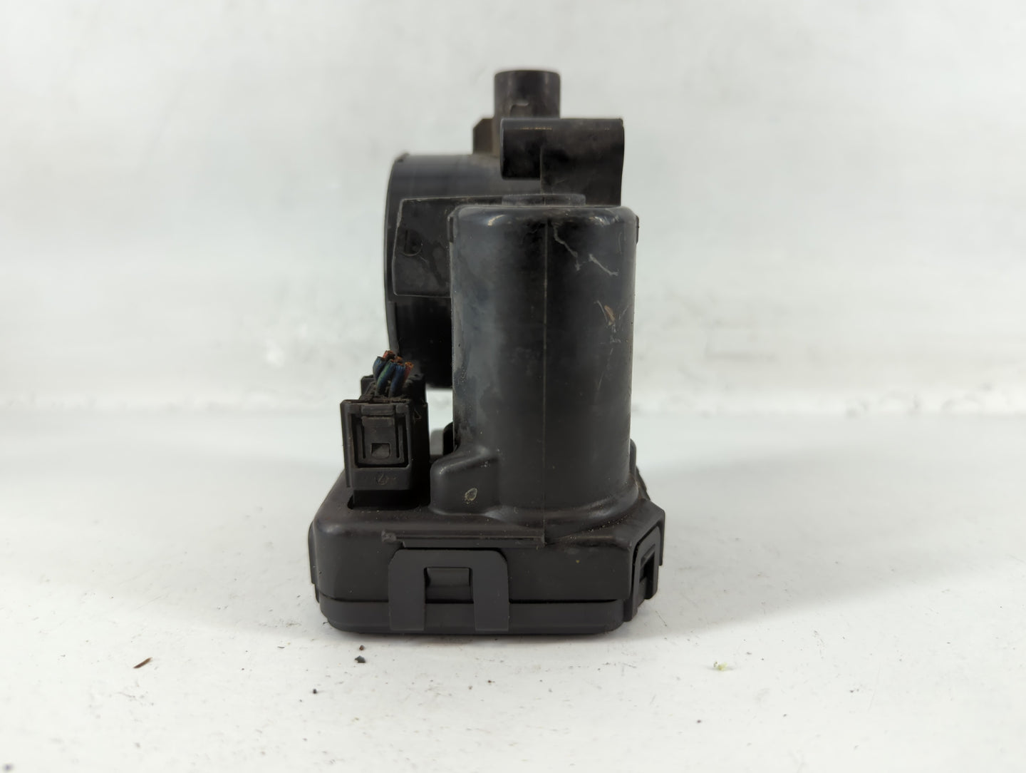2008-2010 Chrysler Town & Country Throttle Body P/N:0 280 750 460 04593858AA Fits Fits 2008 2009 2010 2011 OEM Used Auto Par