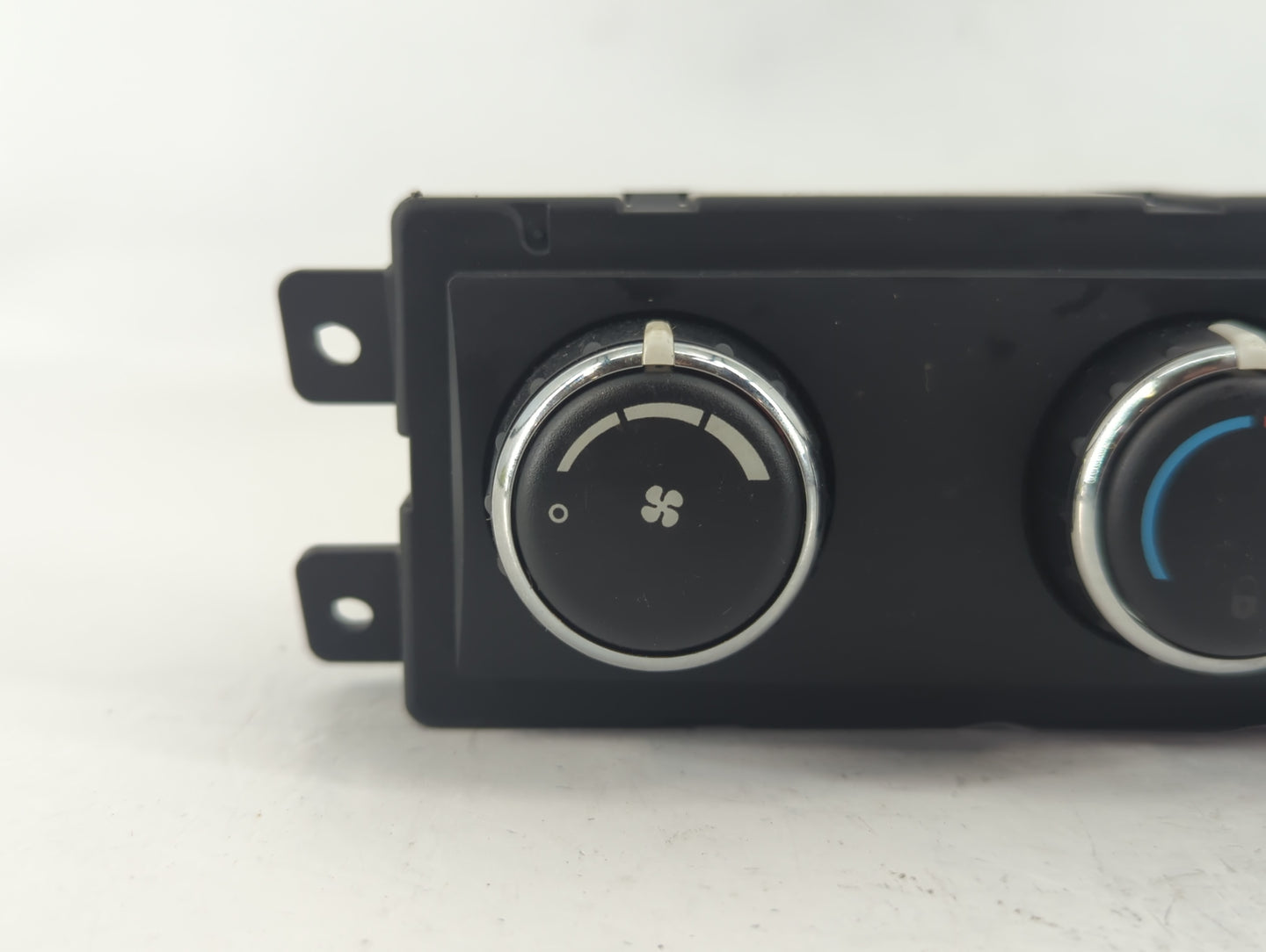 2008-2010 Chrysler Town & Country Climate Control Module Temperature AC/Heater Replacement P/N:55111810AD Fits OEM Used Auto