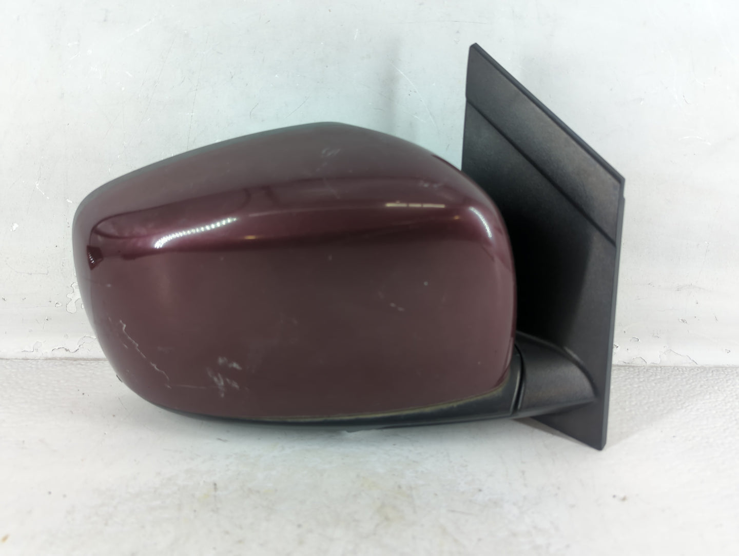 2008 Chrysler Town & Country Passenger Right Side View Manual Door Mirror - Oemusedautoparts1.com