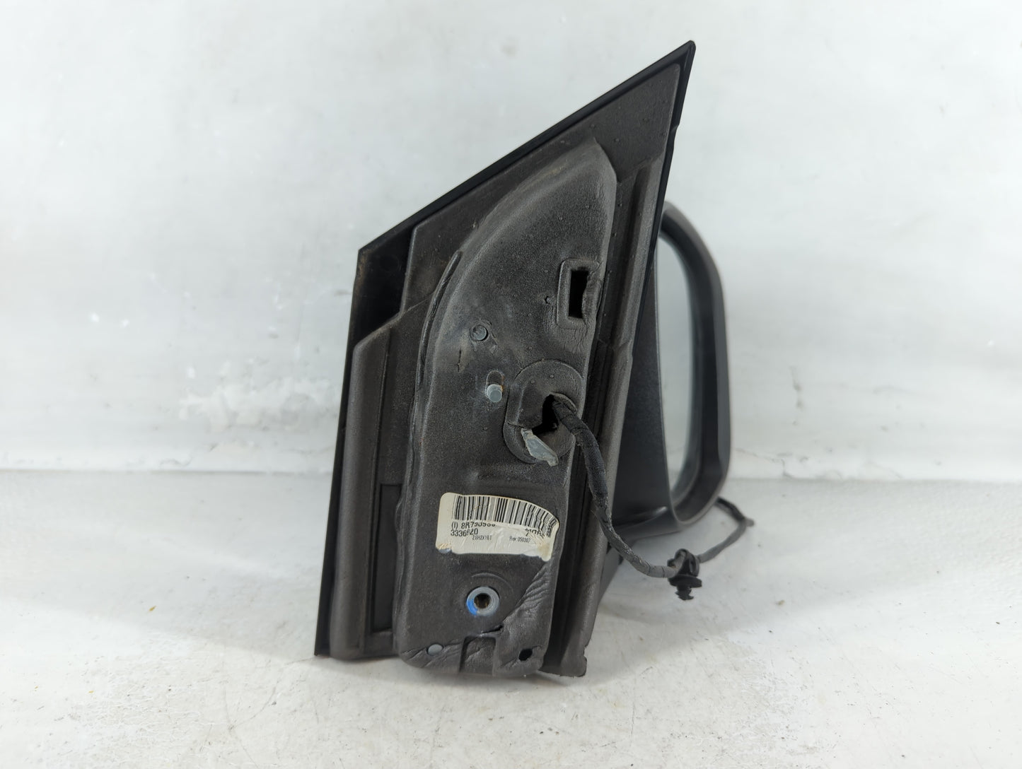 2008 Chrysler Town & Country Passenger Right Side View Manual Door Mirror - Oemusedautoparts1.com