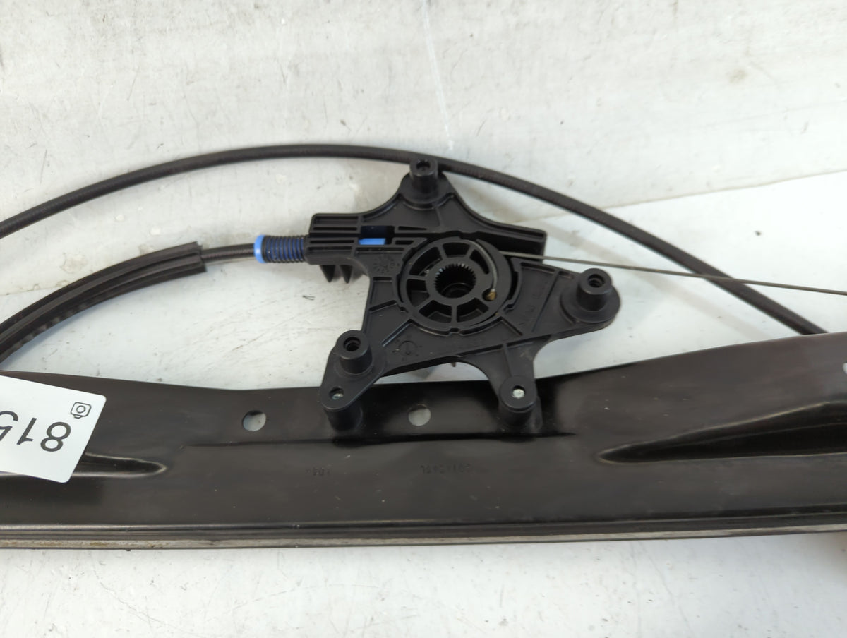 2008-2016 Chrysler Town & Country Used Window Regulator Passenger Front 815008 - Oemusedautoparts1.com
