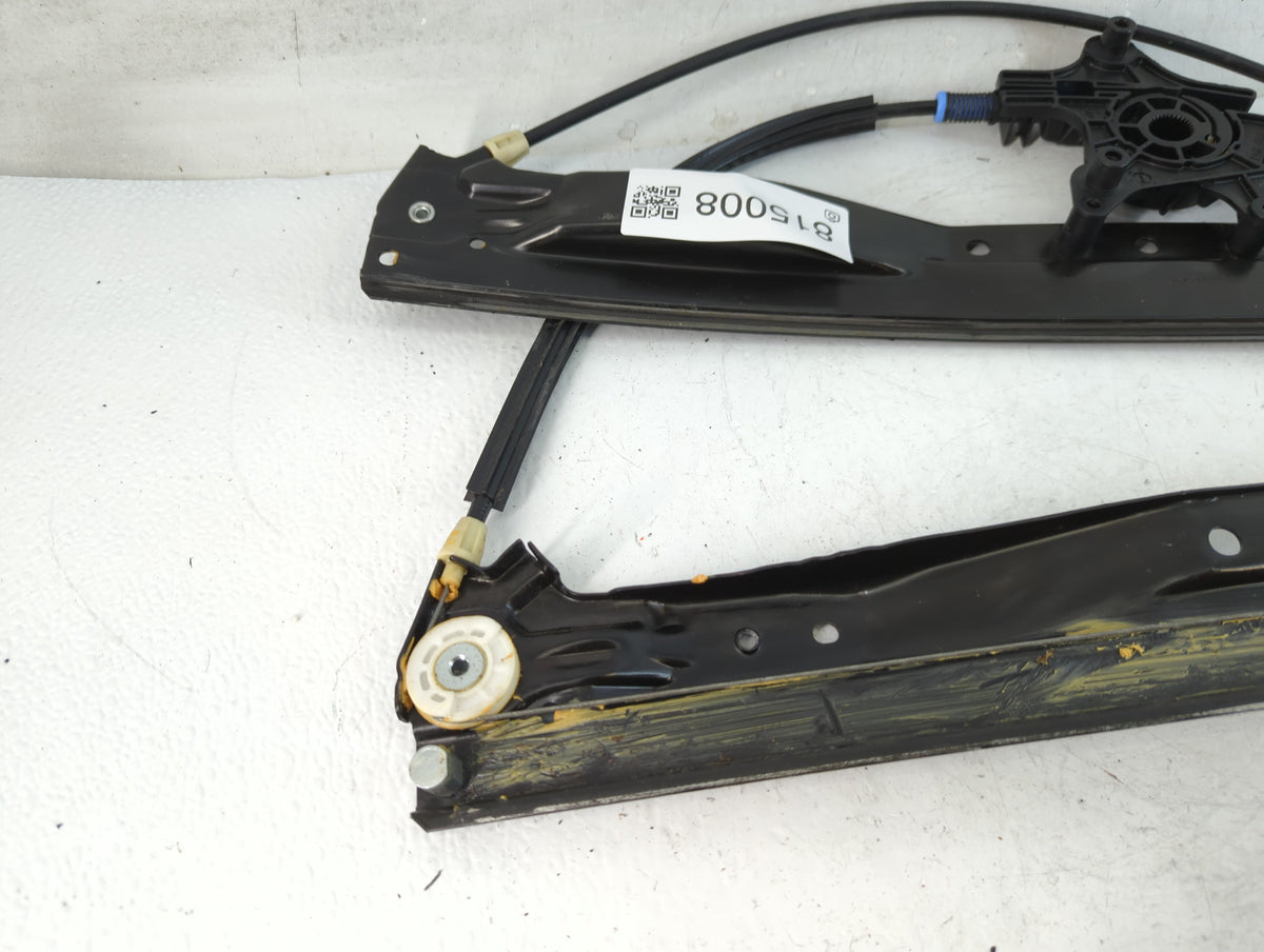 2008-2016 Chrysler Town & Country Used Window Regulator Passenger Front 815008 - Oemusedautoparts1.com