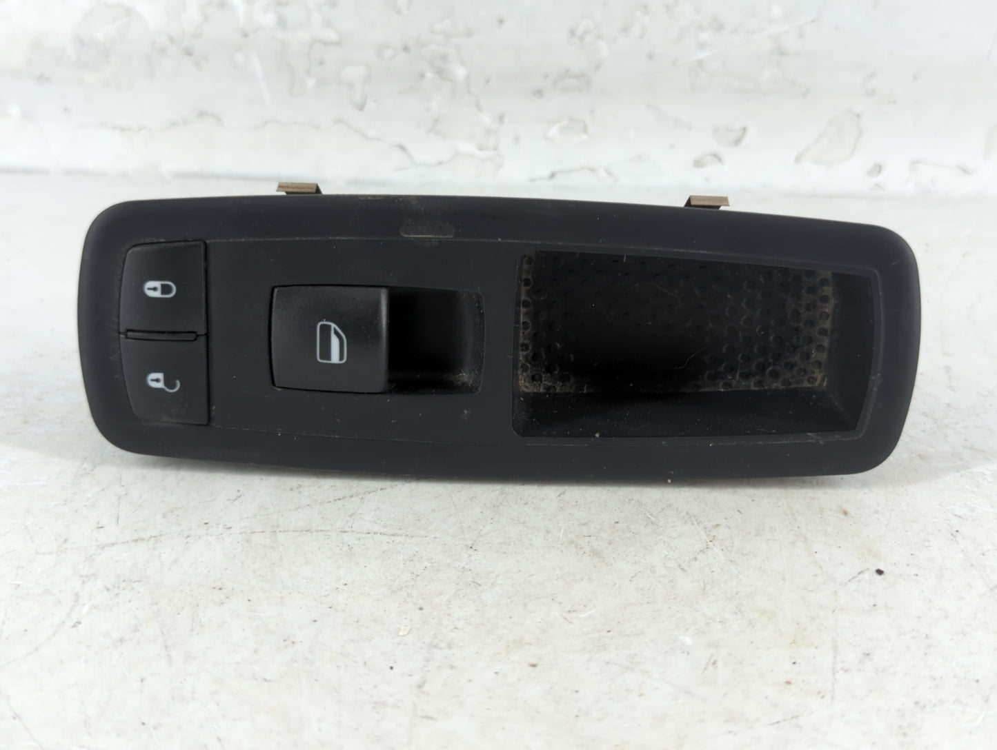 2008 Chrysler Town & Country Passenger Right Power Window Switch - Oemusedautoparts1.com