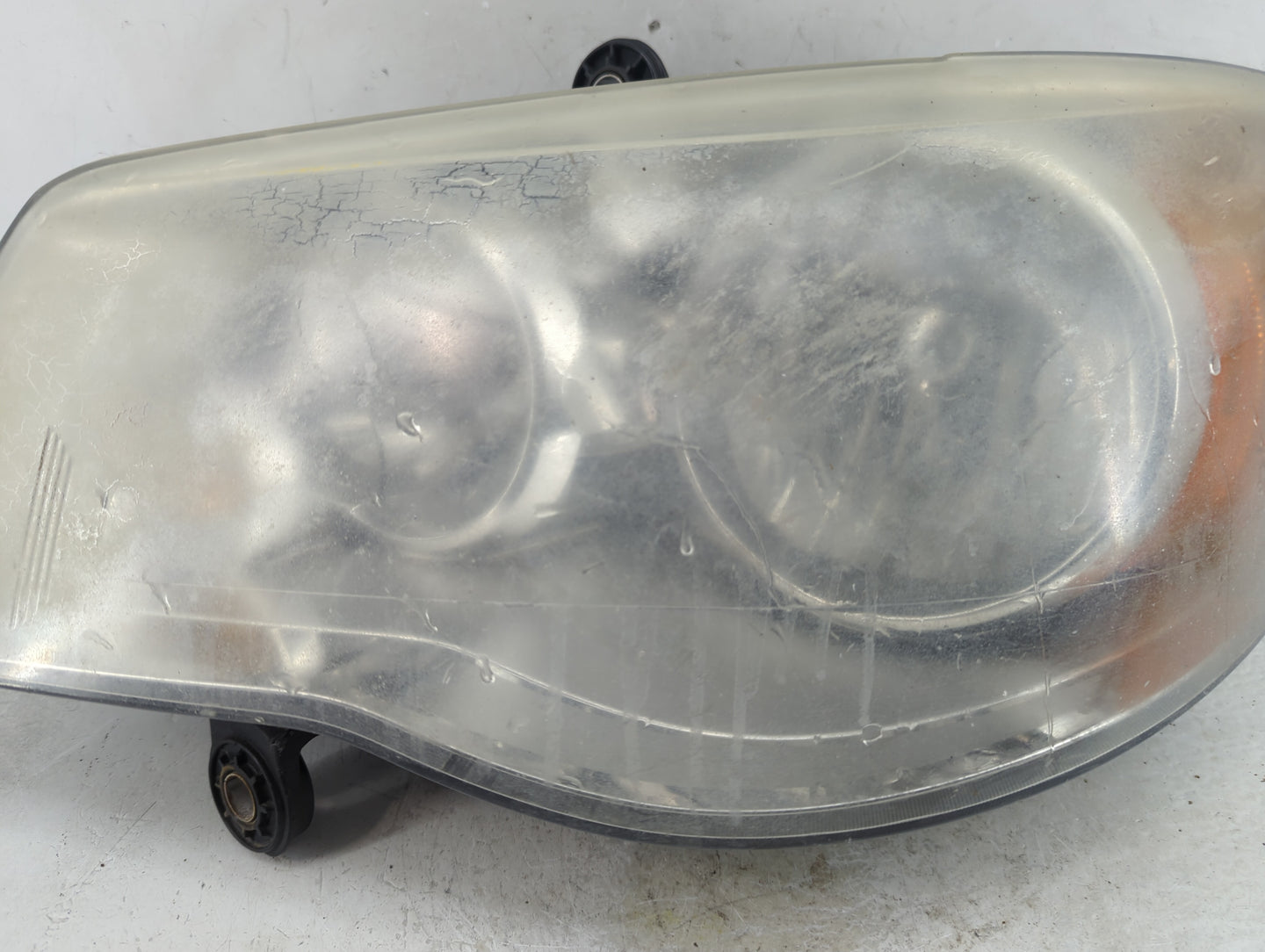 2008 Chrysler Town & Country Driver Left Oem Head Light Headlight Lamp - Oemusedautoparts1.com