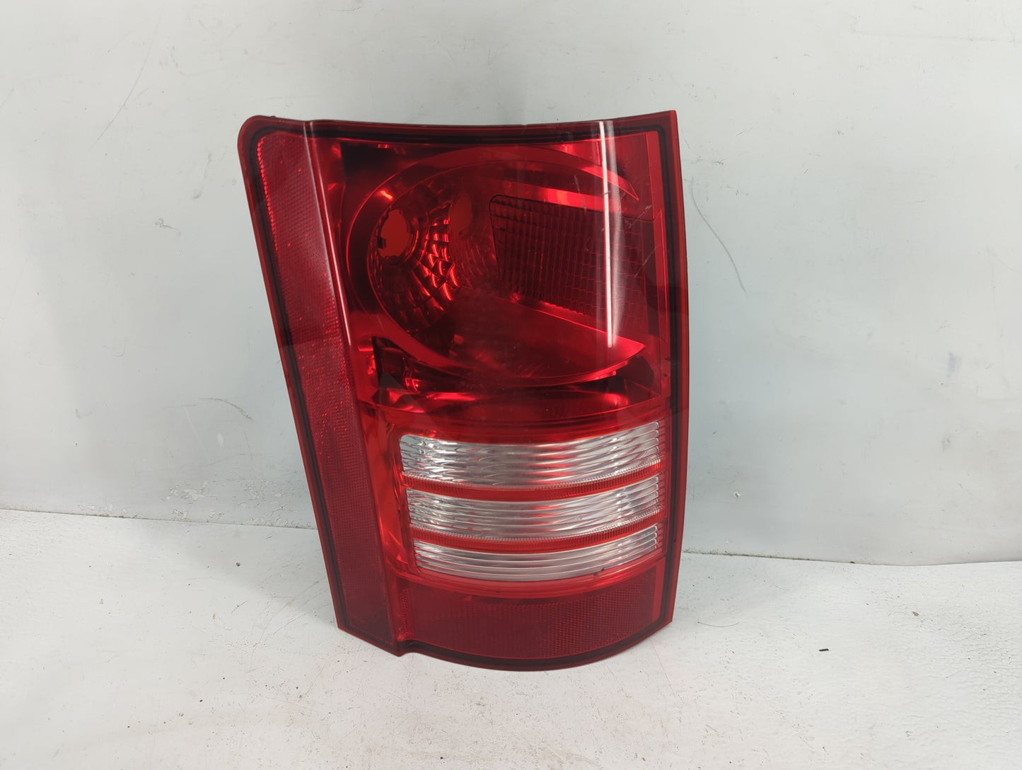 2008-2010 Chrysler Town & Country Tail Light Assembly Driver Left OEM Fits Fits 2008 2009 2010 OEM Used Auto Parts - Oemused