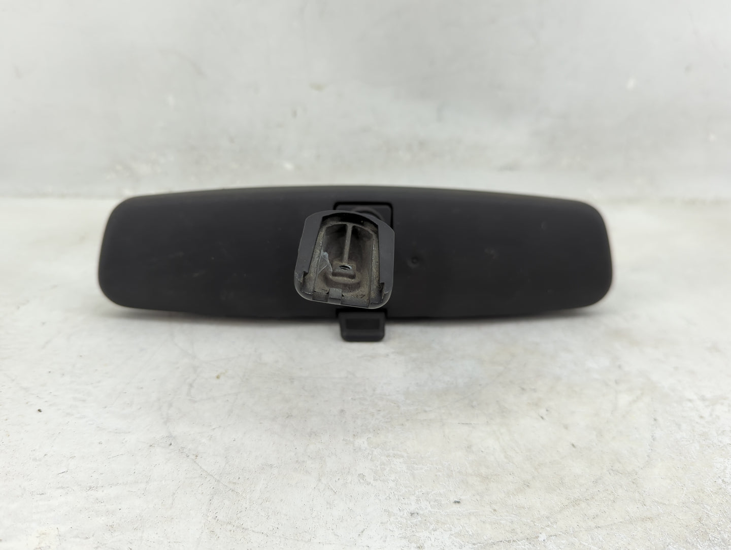 2008 Chrysler Town & Country Interior Rear View Mirror Replacement OEM Fits OEM Used Auto Parts - Oemusedautoparts1.com