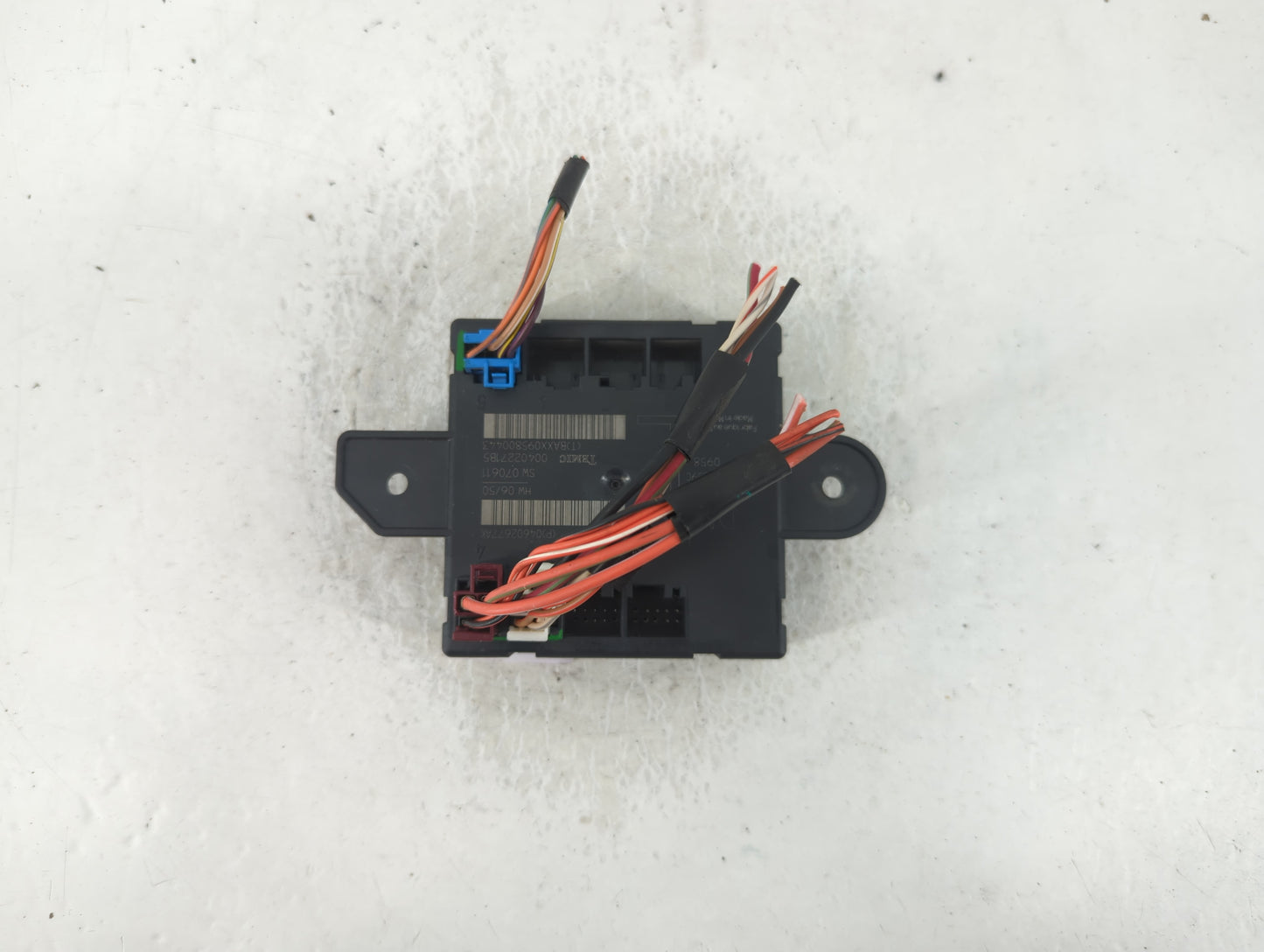 2008 Chrysler Town & Country  Door Module - Oemusedautoparts1.com