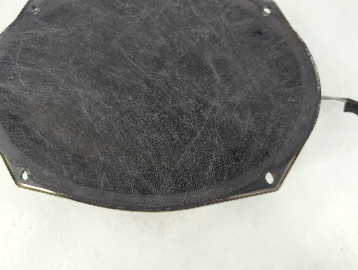 2008 Chrysler Town & Country Speaker/subwoofer - Oemusedautoparts1.com