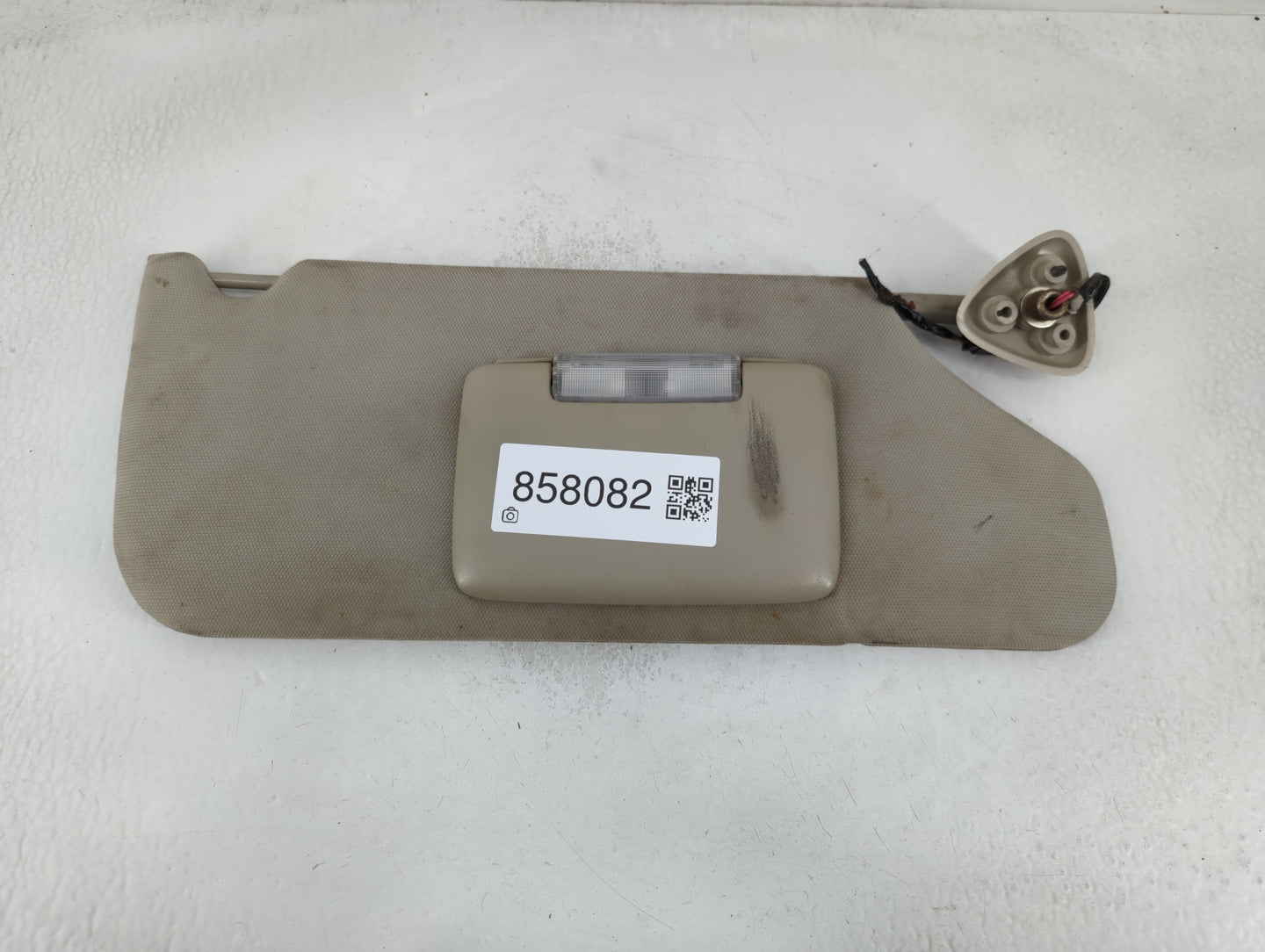 2008-2010 Chrysler Town & Country Sun Visor Shade Replacement Passenger Right Mirror Fits Fits 2008 2009 2010 OEM Used Auto 