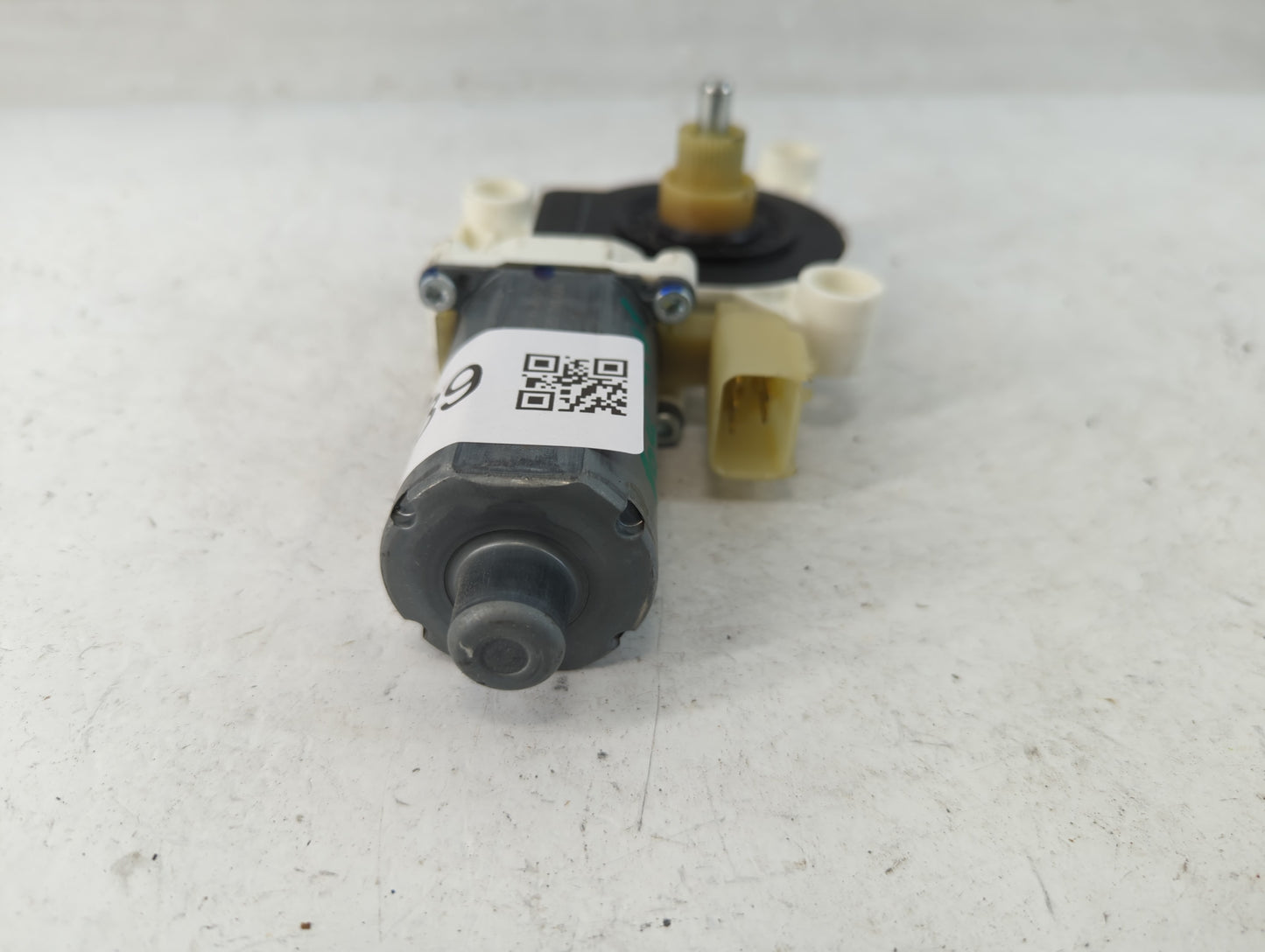 2008 Chrysler Town & Country Passenger Rear Right Power Window Motor - Oemusedautoparts1.com