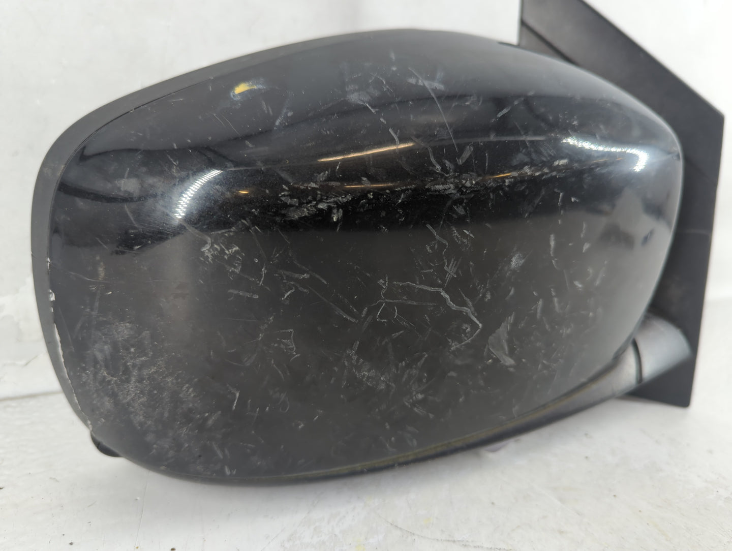 2008-2010 Chrysler Town & Country Passenger Side View Mirror - Right Door Mirror OEM Used - Oemusedautoparts1.com