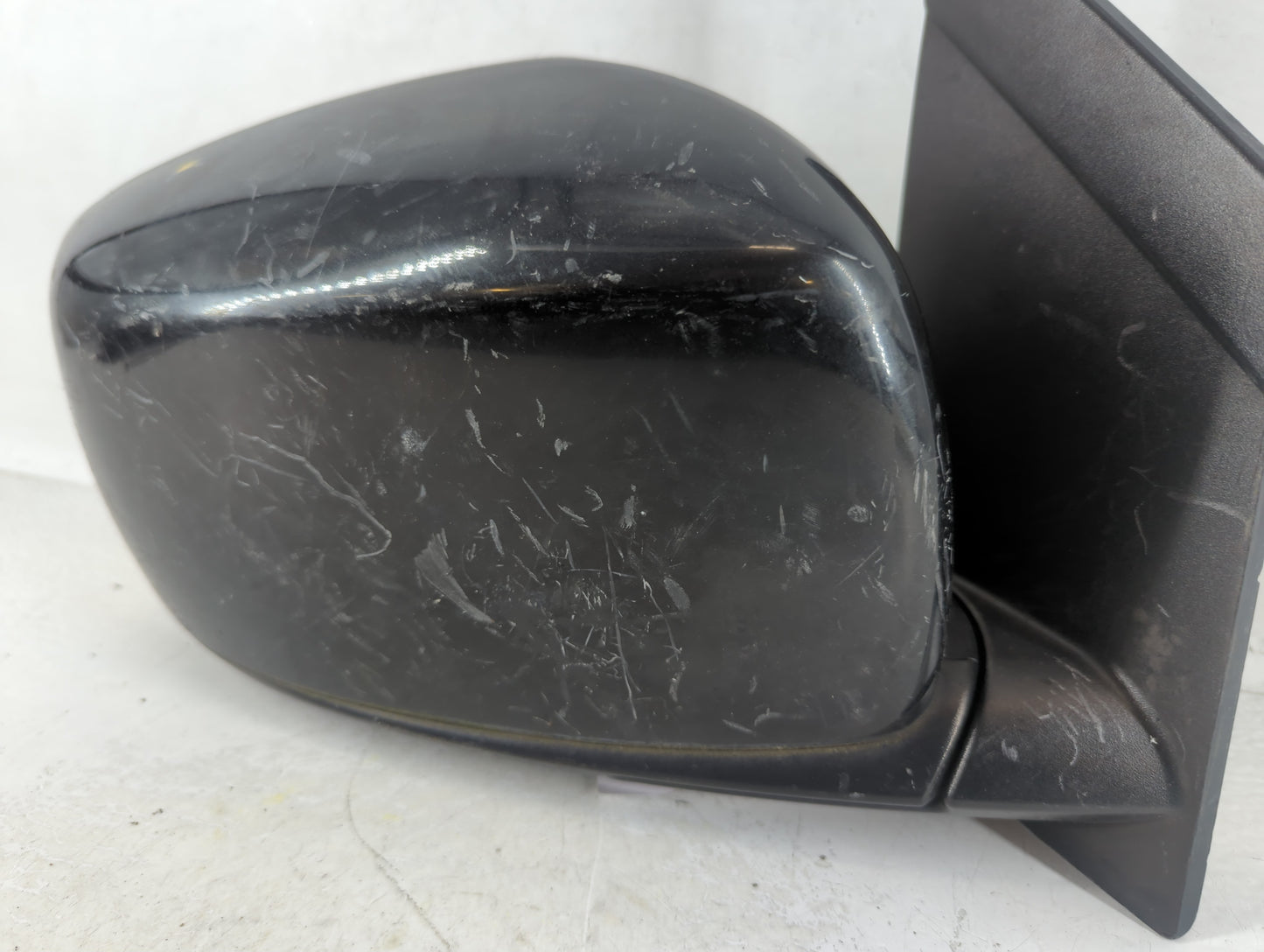 2008-2010 Chrysler Town & Country Passenger Side View Mirror - Right Door Mirror OEM Used - Oemusedautoparts1.com