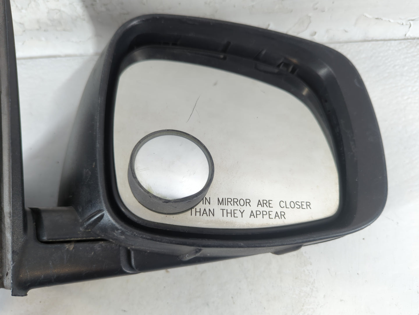 2008-2010 Chrysler Town & Country Passenger Side View Mirror - Right Door Mirror OEM Used - Oemusedautoparts1.com