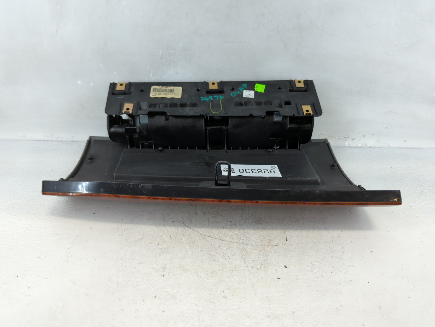 2008 Chrysler Town & Country Passenger Glove Box Door Storage Compartment 928338 - Oemusedautoparts1.com