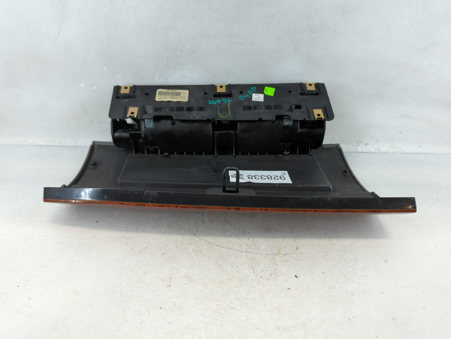 2008 Chrysler Town & Country Passenger Glove Box Door Storage Compartment 928338 - Oemusedautoparts1.com