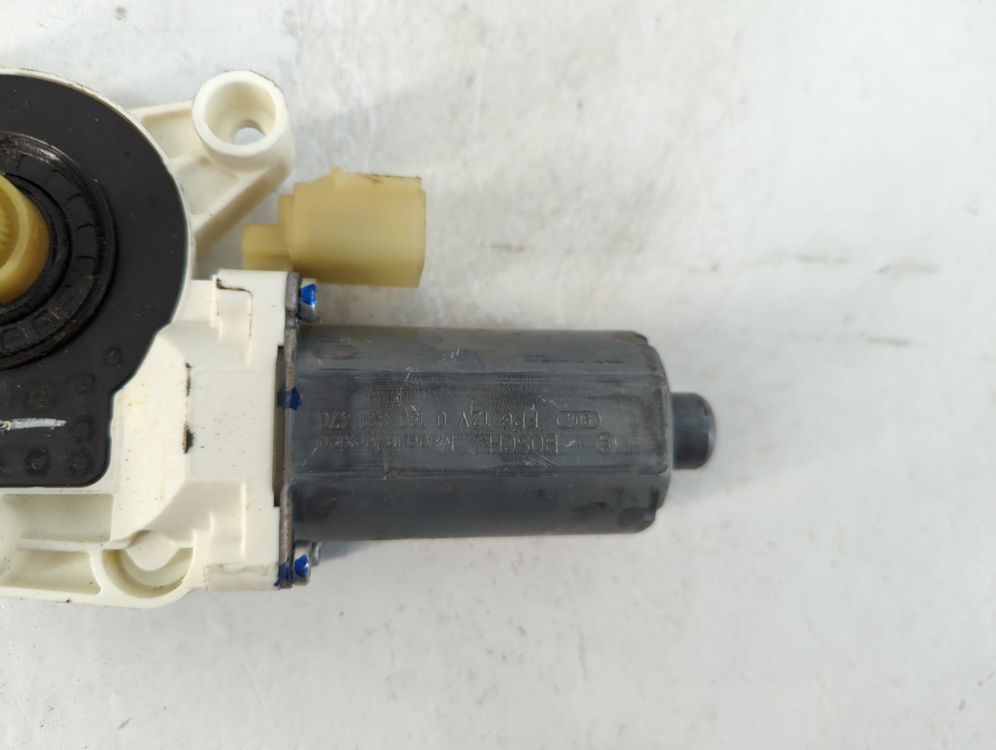 2008-2016 Chrysler Town & Country Passenger Rear Right Power Window Motor - Oemusedautoparts1.com