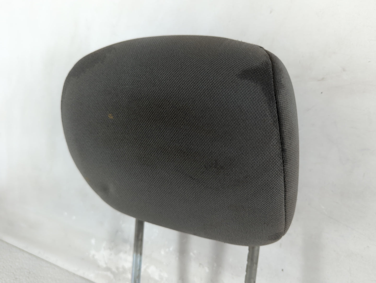 2008 Chrysler Town & Country Headrest Head Rest Front Driver Passenger Seat Fits OEM Used Auto Parts - Oemusedautoparts1.com